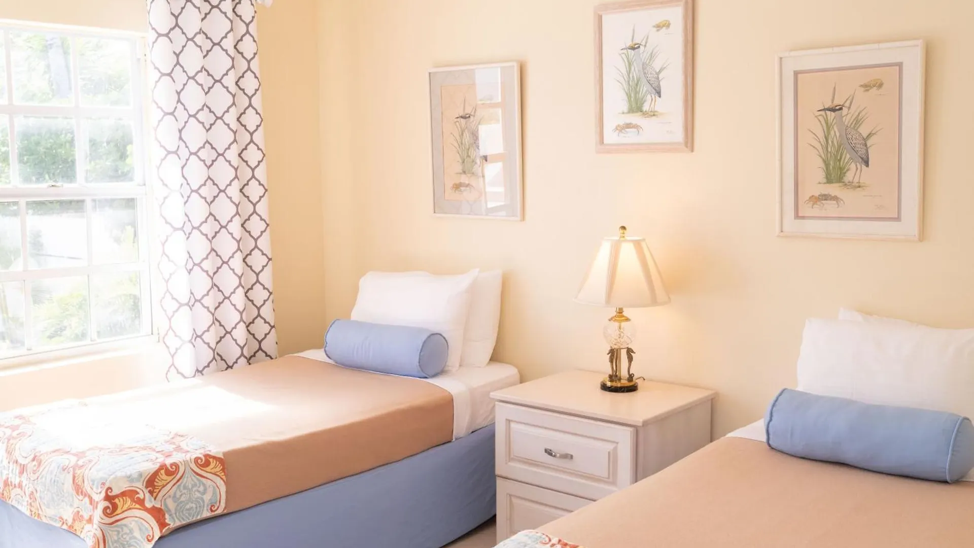 Paradise Island Beach Club Ocean View Villas