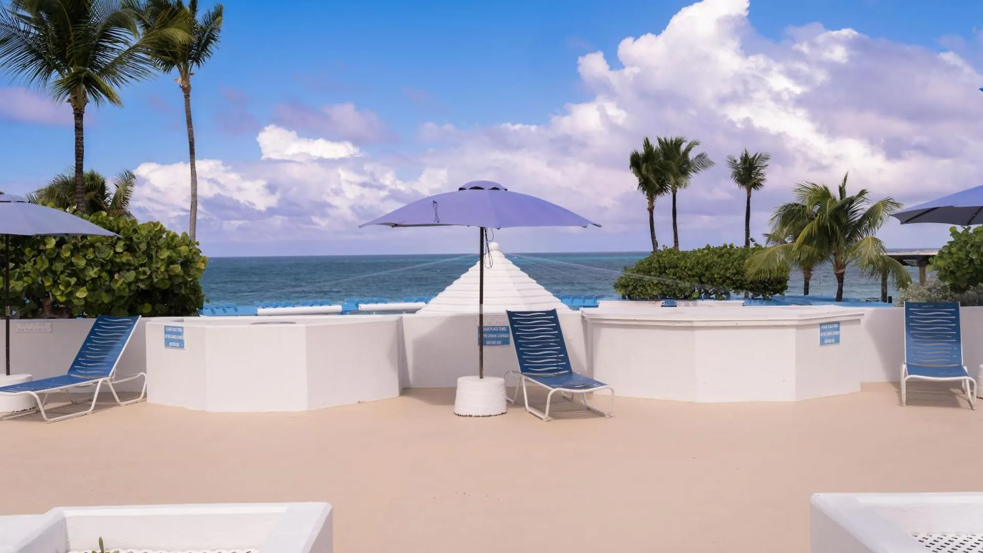 Paradise Island Beach Club Ocean View Villas 0*, Paradise Island